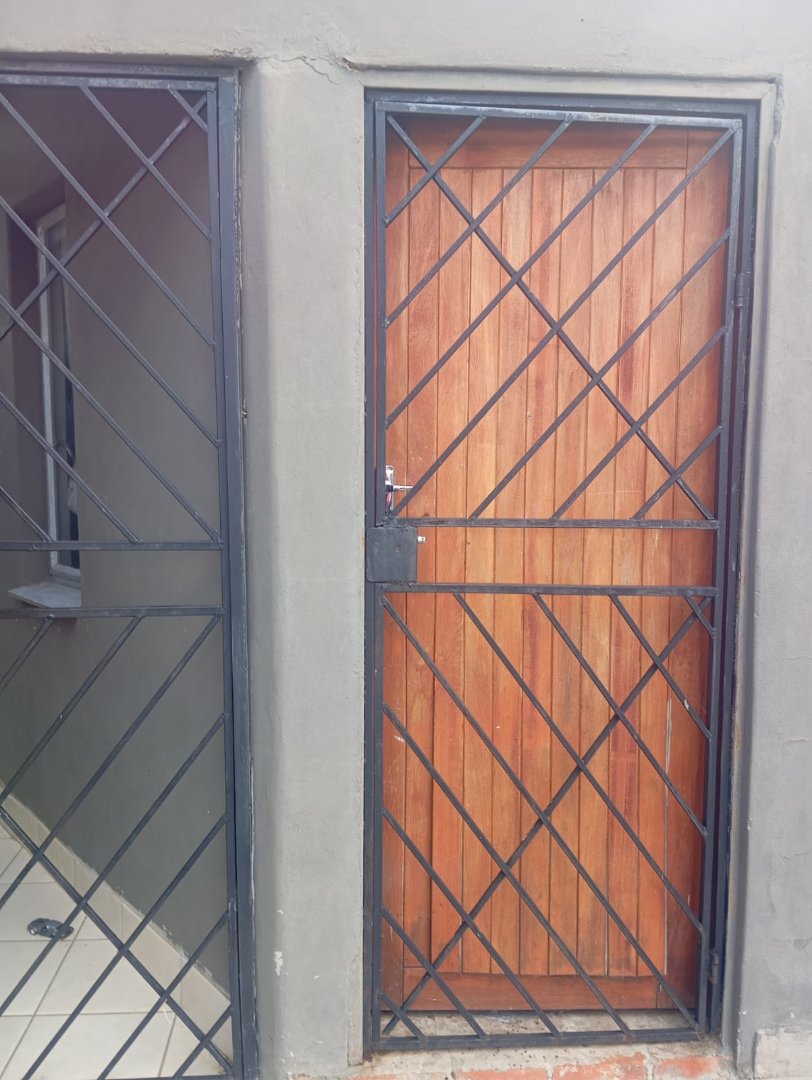 3 Bedroom Property for Sale in Lourierpark Free State